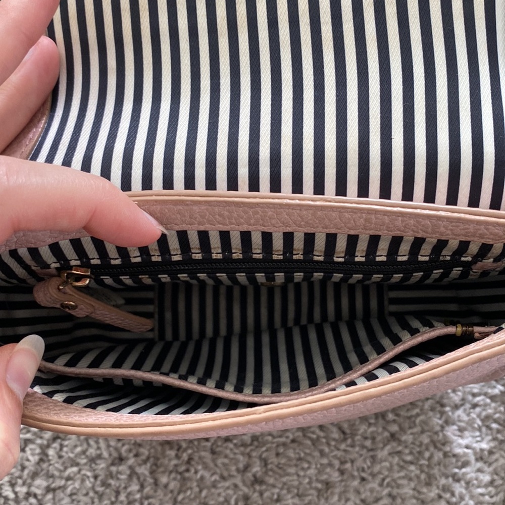 Pink Kate Spade crossbody - Picture 3 of 4